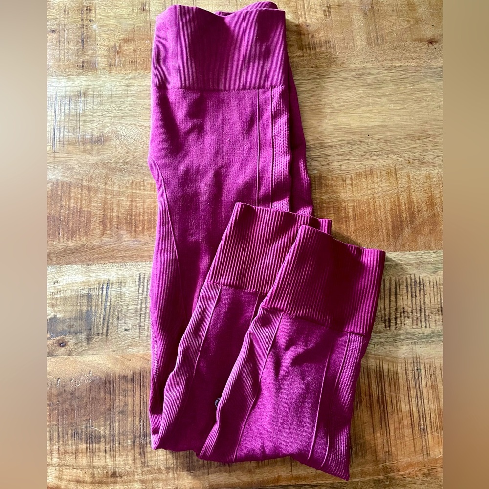Women’s Lululemon Leggings Size 6